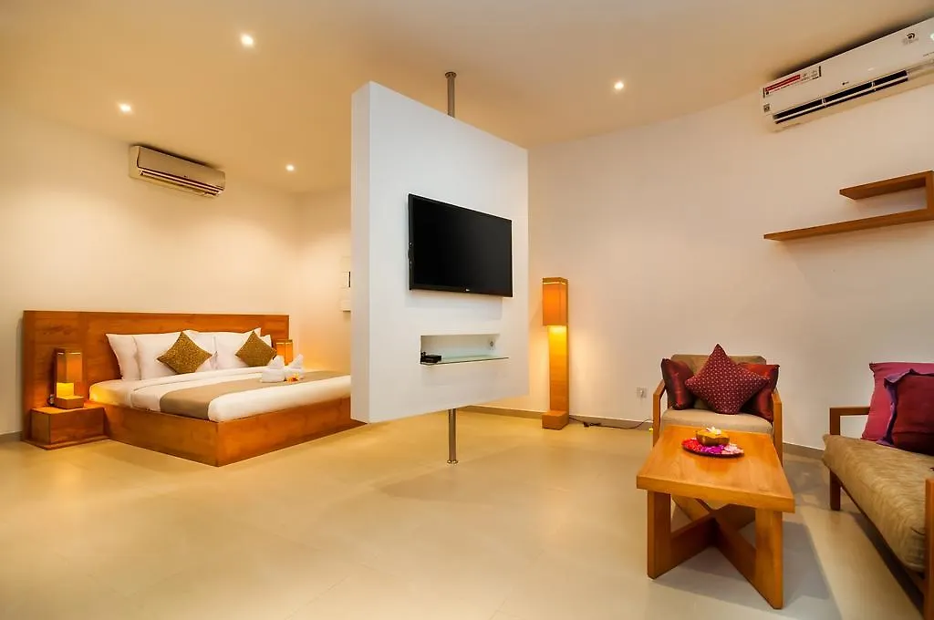Tropical Villa Central Seminyak
