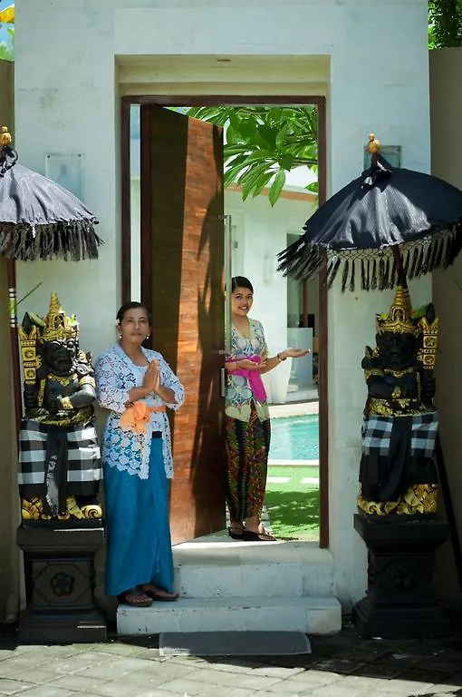 Tropical Villa Central Seminyak